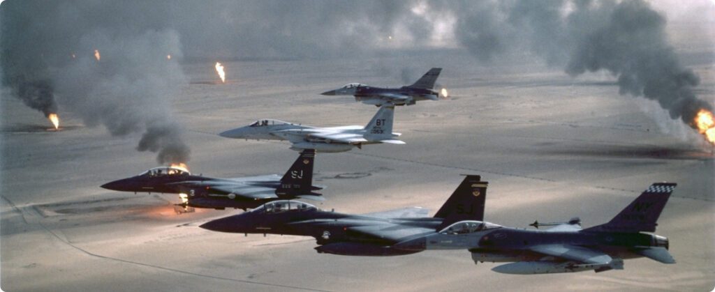 Israel bombardeia instalações estratégicas no Irã